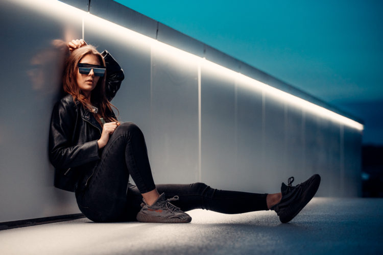 Lara Lens